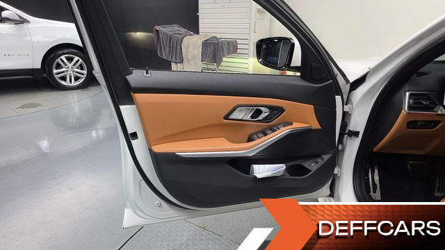 BMW 3-SERIES 320i M Sport купить на сайте DeffCars