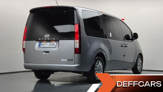 Hyundai STARIA L3.5 Cargo 5-Seater Modern купить на сайте DeffCars