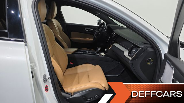 Volvo V60 T5 Pro AWD купить на сайте DeffCars