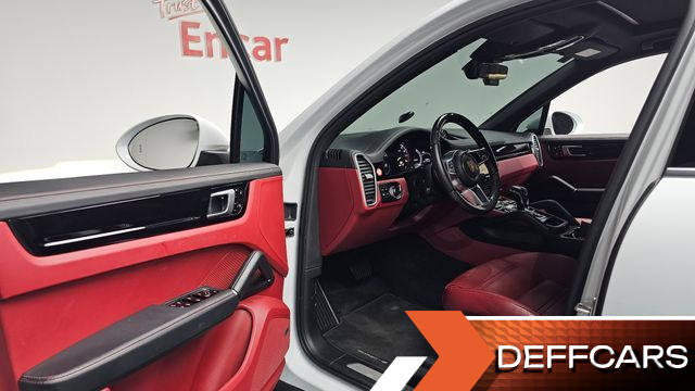 Porsche CAYENNE 3.0 E-Hybrid купить на сайте DeffCars