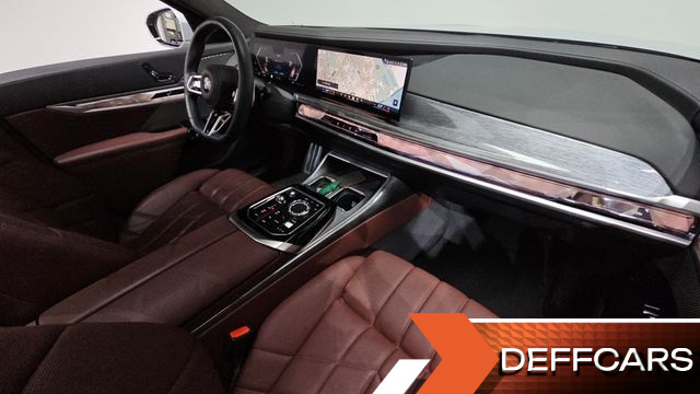BMW 7-SERIES 740i sDrive M Sport купить на сайте DeffCars