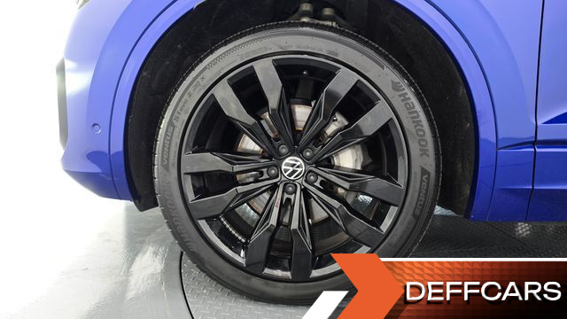 Volkswagen TOUAREG 3.0 TDI R-Line купить на сайте DeffCars