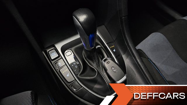 Hyundai VELOSTER 1.4 Turbo Modern купить на сайте DeffCars