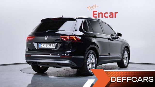 Volkswagen TIGUAN 2.0 TDI Premium купить на сайте DeffCars