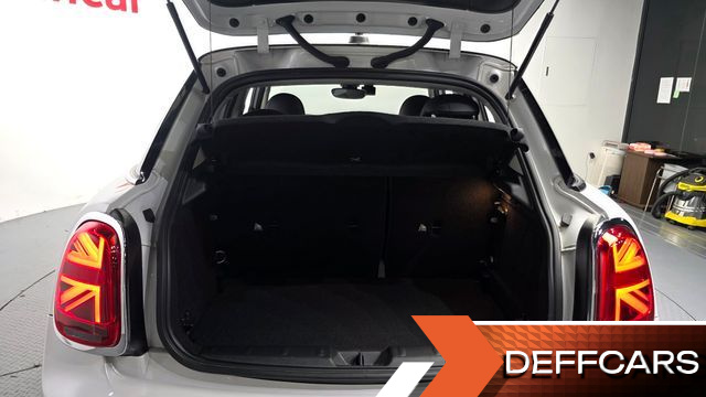 Mini COOPER 5Door Classic Third Generation купить на сайте DeffCars