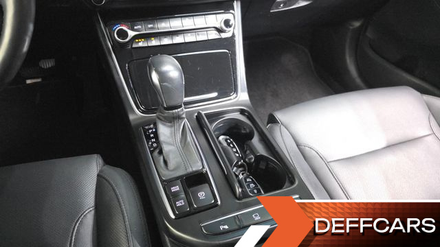Hyundai GRANDEUR 3.0 Modren Basic (Rental car) купить на сайте DeffCars