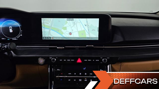 Kia CARNIVAL Gasoline 9-Seater Signature купить на сайте DeffCars