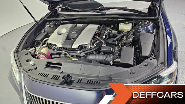 Lexus ES Executive купить на сайте DeffCars