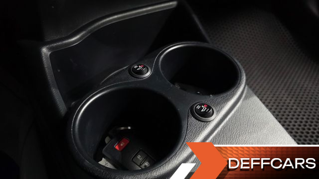 Toyota PRIUS 1.5 купить на сайте DeffCars
