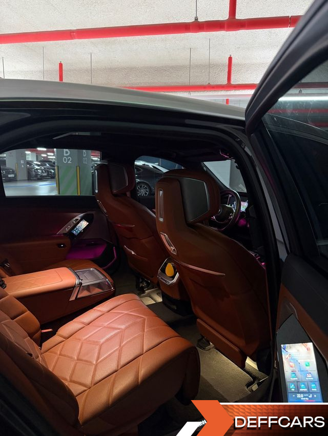 BMW 7-SERIES 740i sDrive Design Pure Excellence Individual купить на сайте DeffCars