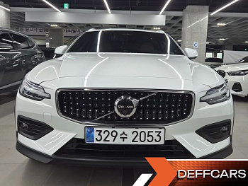 Volvo V60 B5 Ultimate AWD купить на сайте DeffCars