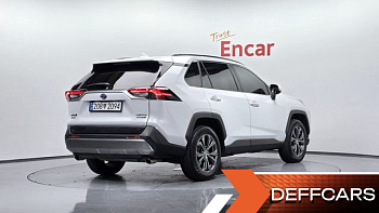 Toyota RAV4 2,5 4WD Hybrid LTD купить на сайте DeffCars