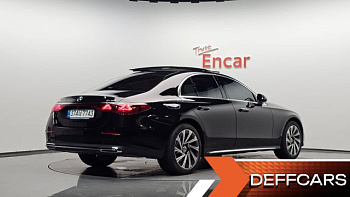 Mercedes E-CLASS E300 4MATIC Exclusive купить на сайте DeffCars