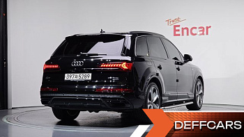 Audi Q7 55 TFSI Quattro Premium купить на сайте DeffCars