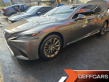 Lexus LS 3.5 Platinum AWD купить на сайте DeffCars