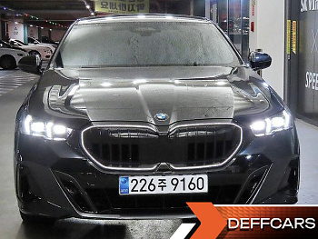 BMW 5-SERIES 520i M Sport купить на сайте DeffCars