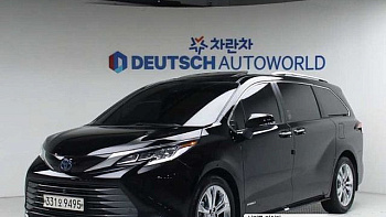Toyota SIENNA 2.5 Hybrid 2WD купить на сайте DeffCars