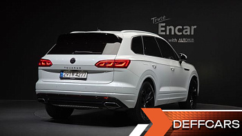 Volkswagen TOUAREG 3.0 TDI R-Line купить на сайте DeffCars