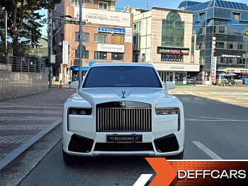 Rolls-Royce CULLINAN 6.7 V12 Black Badge купить на сайте DeffCars