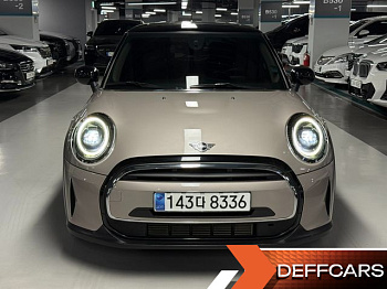 Mini COOPER Classic Plus Launch Pack Third Generation купить на сайте DeffCars