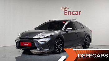 Toyota CAMRY 2.5 XLE Premium Hybrid купить на сайте DeffCars