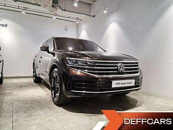 Volkswagen TOUAREG 3.0 TDI Prestige купить на сайте DeffCars