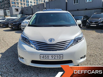 Toyota SIENNA 3.5 AWD купить на сайте DeffCars