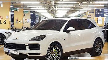 Porsche CAYENNE 3.0 E-HYBRID PLATINUM EDITION купить на сайте DeffCars