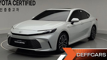 Toyota CAMRY 2.5 XLE Hybrid купить на сайте DeffCars