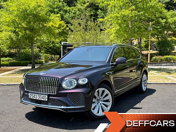 Bentley BENTAYGA 4.0 V8 EWB First Edition купить на сайте DeffCars