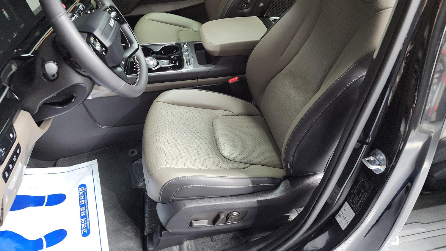 Горячее предложение! Kia CANIVAL HEV 9seater Signature