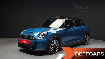 Mini COOPER 5Door Classic Third Generation купить на сайте DeffCars